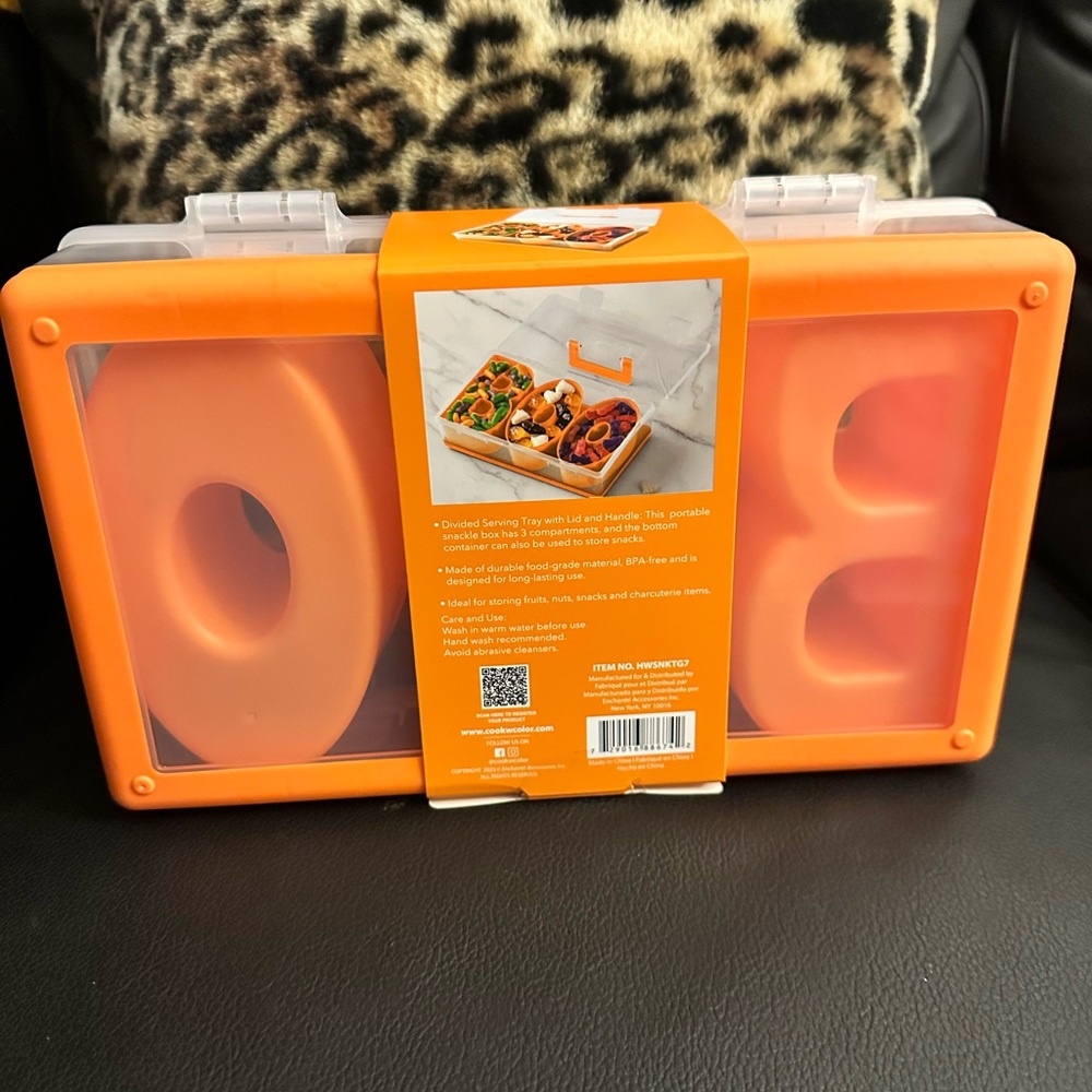 CWC Orange “BOO” Halloween Snack Box - Picture 2 of 4